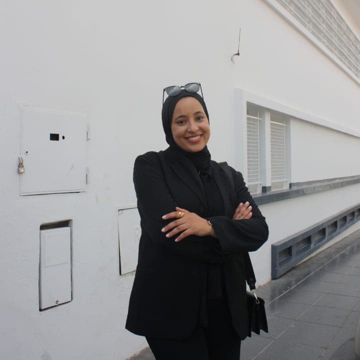 Amina Bouzrari